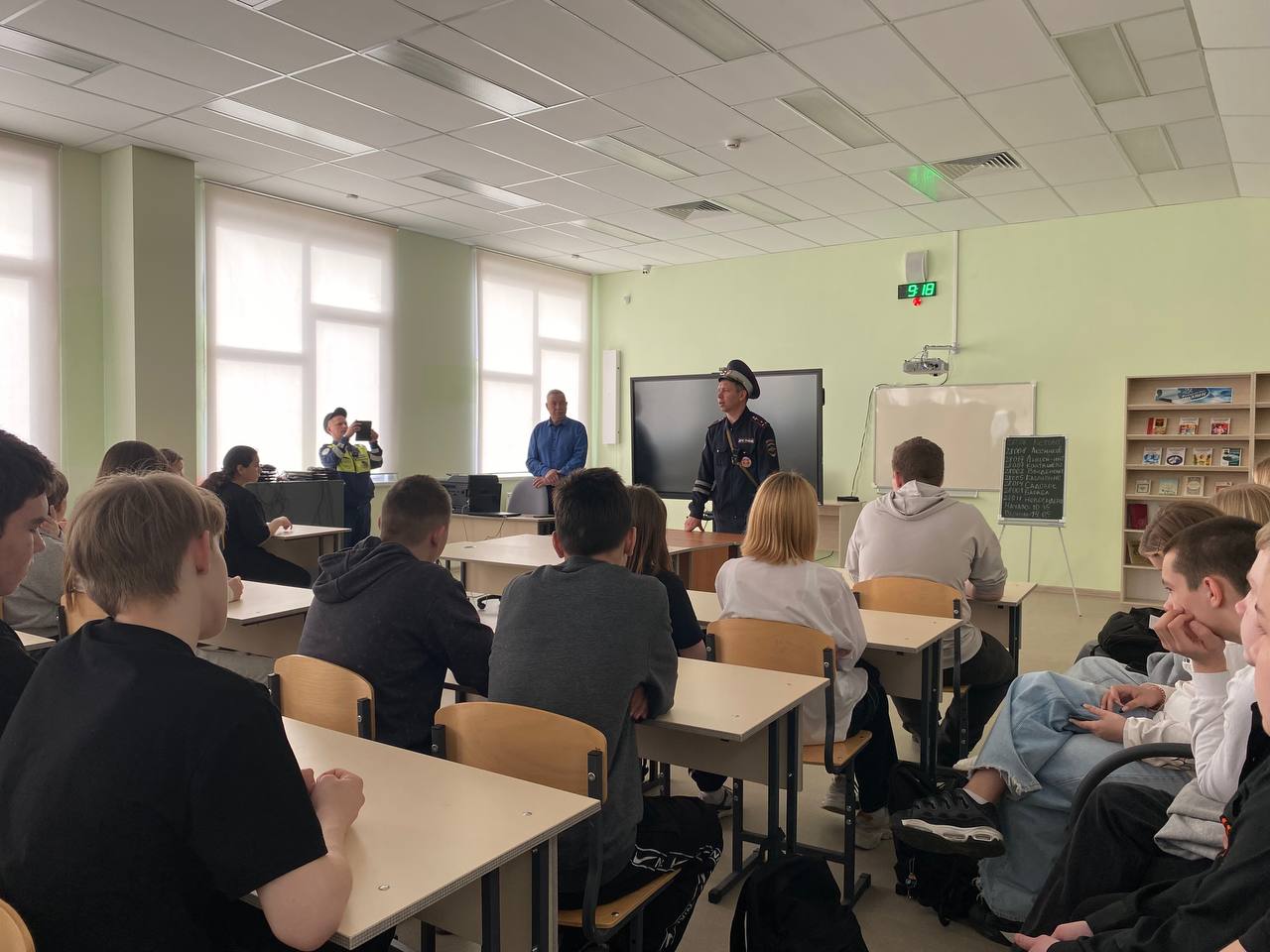 БЕЗОПАСНОСТЬ ДОРОЖНОГО ДВИЖЕНИЯ.