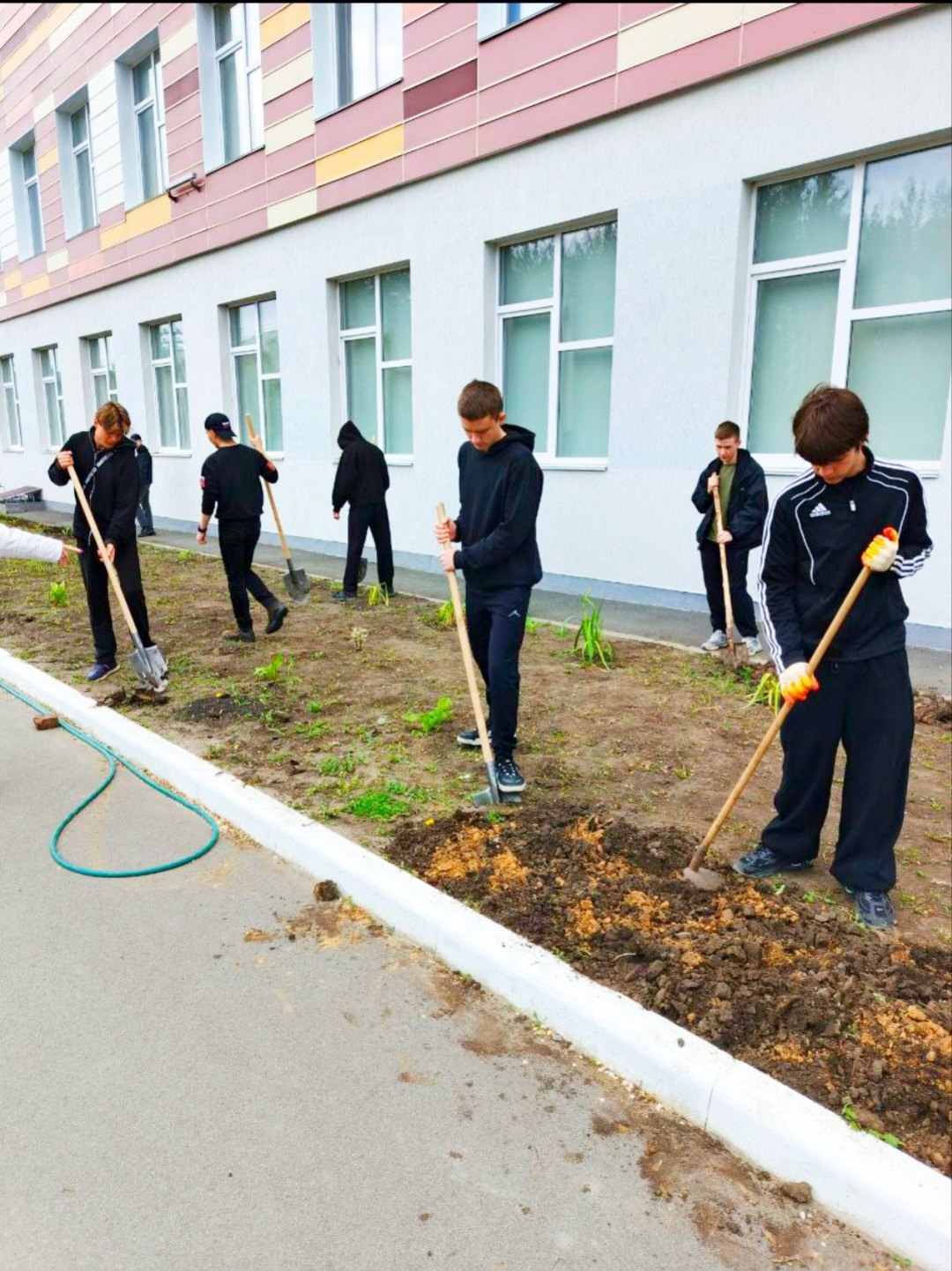 ЛЕТНЯЯ ТРУДОВАЯ ПРАКТИКА.